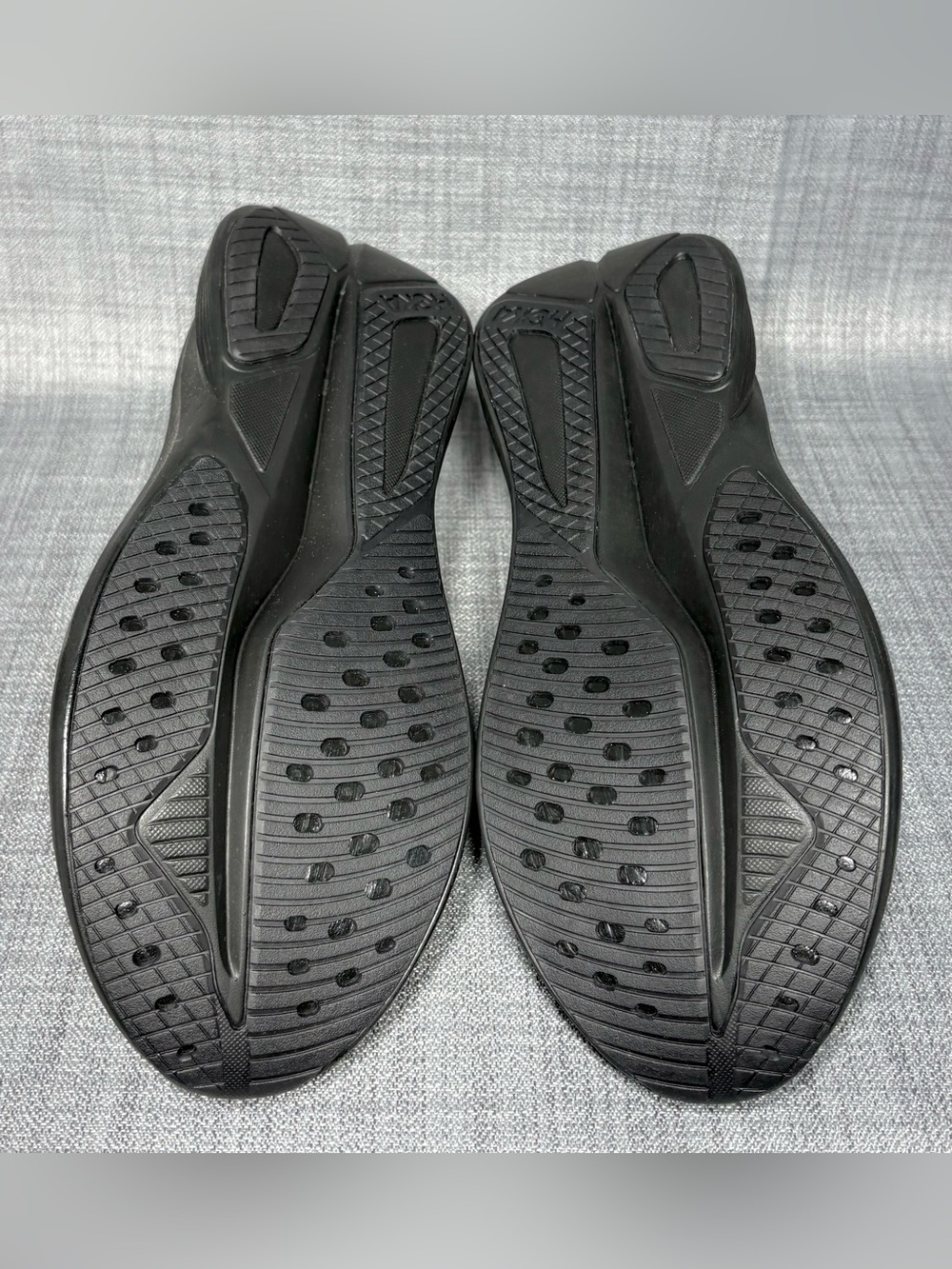 Hoka Men’s Mach 7 Running Sneakers Black/Black Size 10.5 - Picture 6 of 7